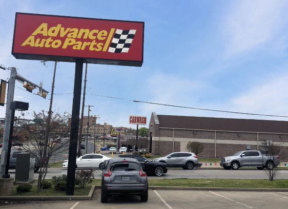 Former Advance Auto Parts - Longview : 212 E Marshall Ave, Longview, TX 75601
